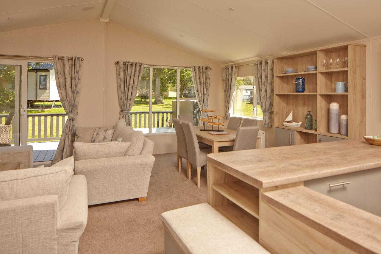 Holiday park St Helens Coastal